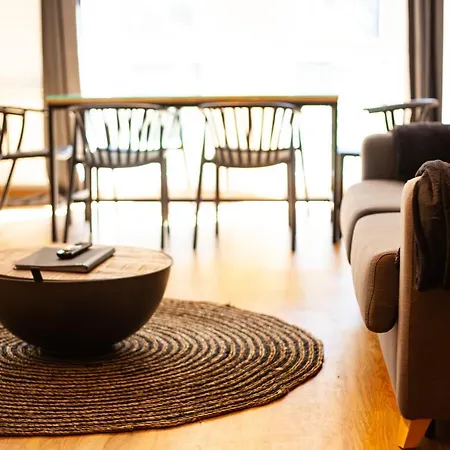 아파트 Modern And Cozy In With Views - Vall Del Nord 아린잘