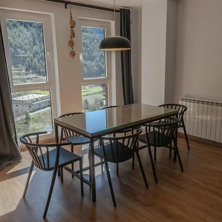 Modern And Cozy In With Views - Vall Del Nord 아린잘