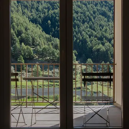 Modern And Cozy In With Views - Vall Del Nord Apartment *